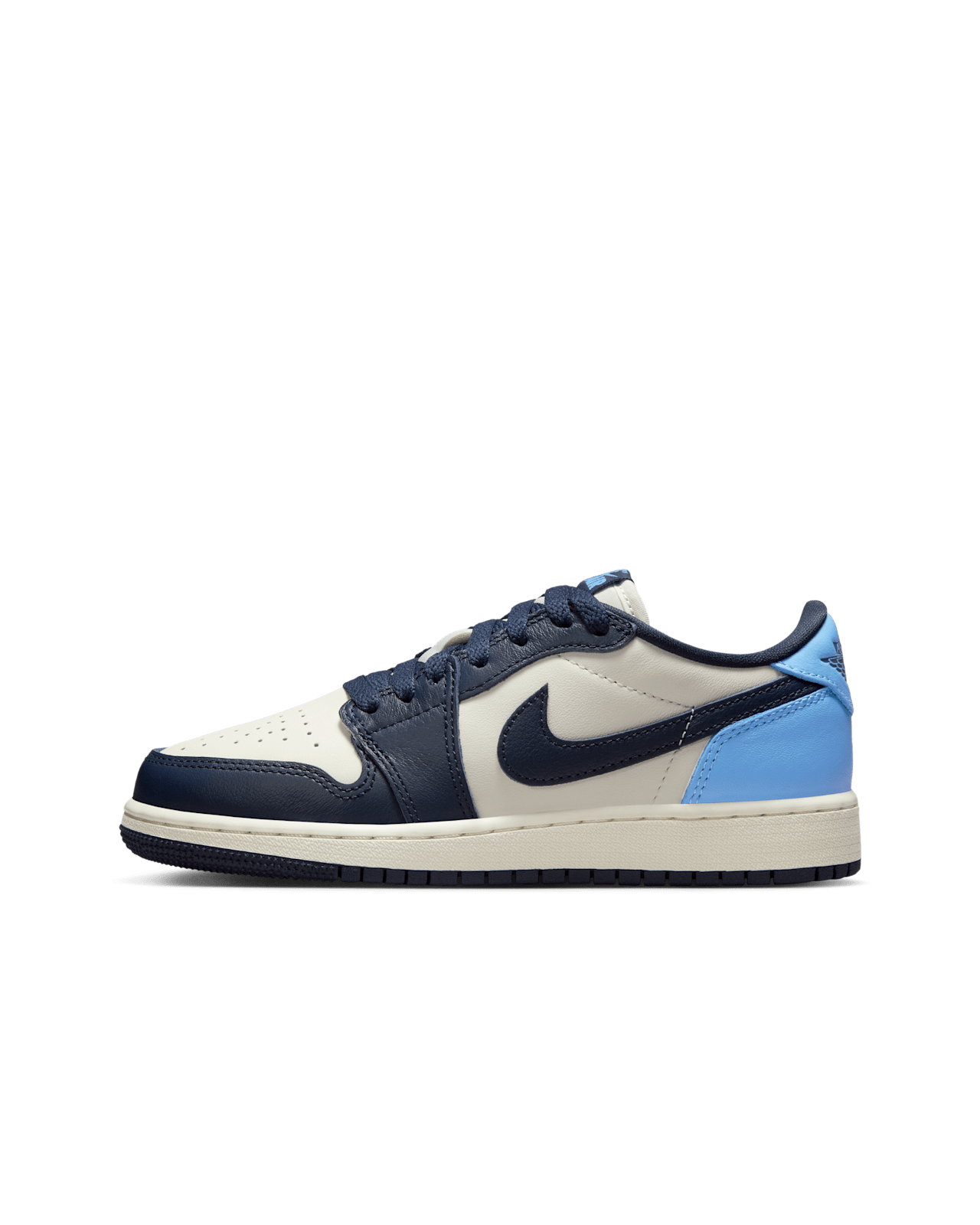 NIKE公式】エア ジョーダン 1 LOW 'Obsidian' (CZ0790-400 / AJ NIKE公式】エア ジョーダン 1 LOW 'Obsidian' (CZ0790-400 / AJ